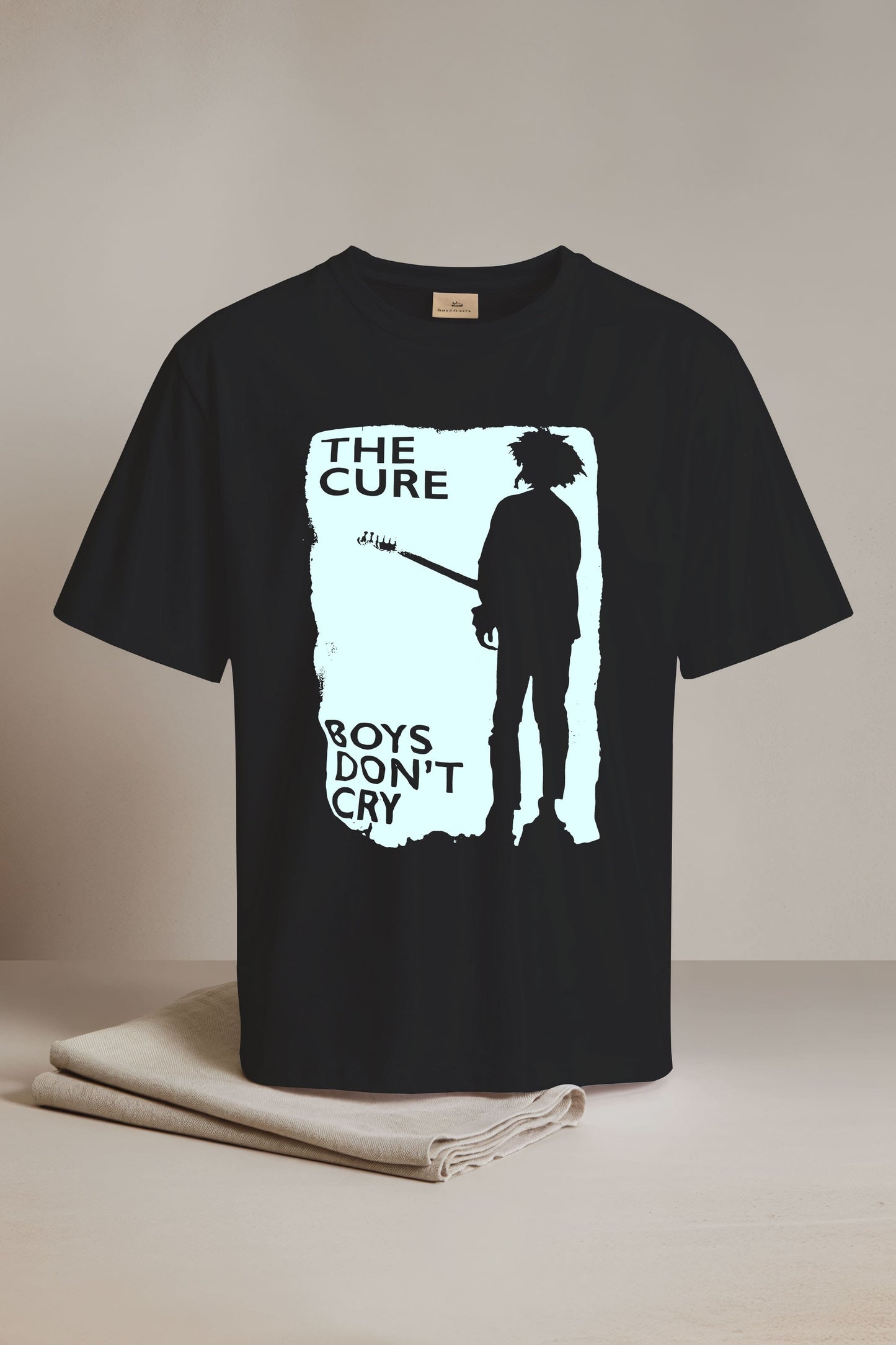Pedro Pascal Evita At London Palladium Evita T-Shirt