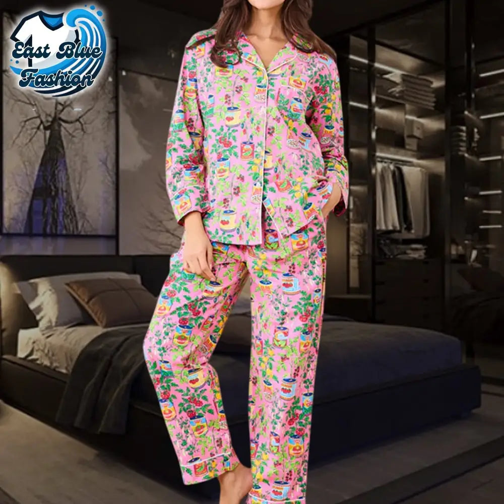 Women In Kitchen Garden Pajama Set1