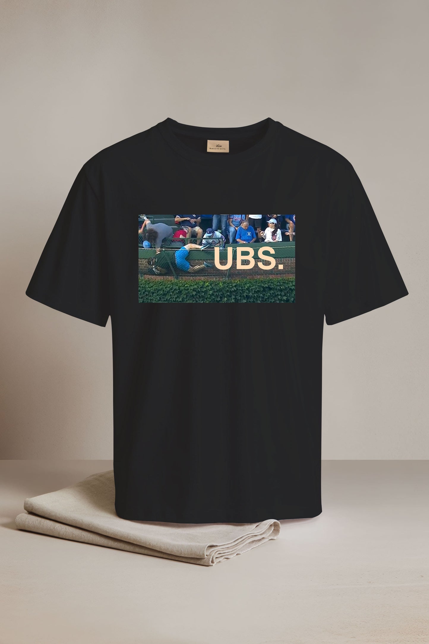 Man Catching Ball Cubs Shirt 20252